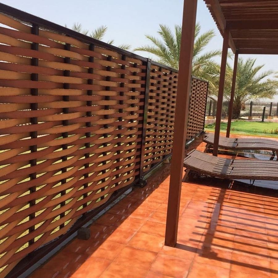 تركيب سواتر بالرياض: خصوصية تامة لمنزلك🛡️🏡